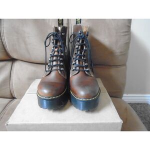 Dr. Martens Brown Leona Heeled Boots combat boots size 8